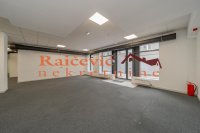 Nekretnina: ZEMUN Koruska ID: 92914