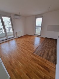 Nekretnina: Trosoban stan, NOVI SAD, BULEVAR PATRIJARHA PAVLA