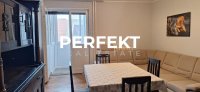 Nekretnina: Centar, trosoban 69m2, treći sprat, namešten
