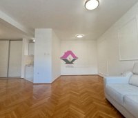 Nekretnina: Novi Sad centar 3.0 stan 70m2 sa parking mestom ID#1609