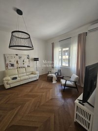 Nekretnina: Jug Bogdanova, Savski Venac, 3-soban, 2. terase, kompletno renoviran, Lux