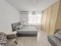 Nekretnina: Hram, Stojana Protića, 1.0, renoviran, svetao ID#10542