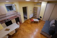 Nekretnina: VOZDOVAC Zaplanjska ID: 7989