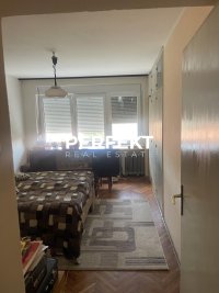 Nekretnina: Centar, dvosoban, 54m2, IV od 5 bez lift, TA