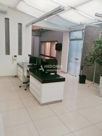 Nekretnina: Zemun, Centar, izdavanje, pp, 600m2, useljiv ID#10563