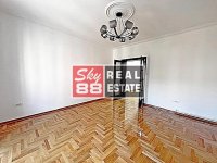 Nekretnina: 2,0 Vracar , Baba Visnjina , renoviran , lux , salonac ID#2558