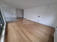 Nekretnina: Čukarica - Banovo brdo - 4.0 ID#24599
