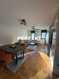 Nekretnina: Strelište, nov, trosoban 73m2, sa dva garažna mesta, namešten