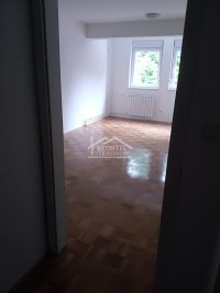 Nekretnina: Zemun - Zemun Polje, garažno mesto ID#25454
