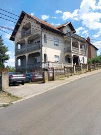 Nekretnina: Ostružnica, Vuka Karadžića, 332m2+garaža 33m2 na 12,58 ari placa ID#1685