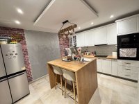 Nekretnina: Palilula-Borca 220m2+75m2 na 6.5 ari placa