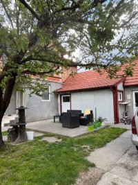 Nekretnina: Prodajem kucu u Batajnici u lepom kraju