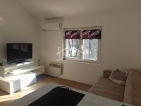 Nekretnina: Zemun - Retenzija - 1.5 ID#23996
