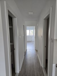 Nekretnina: Troiposoban stan, NOVI SAD, SAJAM