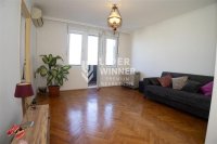 Nekretnina: Trg Republike - salonac ID#22741