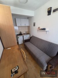Nekretnina: Mala garsonjera-centar