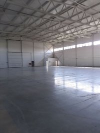 Nekretnina: Izdajemo halu u Simanovcima u blizini Knez Petrol pumpe