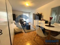 Nekretnina: VOZDOVAC Mokroluška-Voždovac ID: 96166345