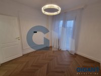 Nekretnina: VOZDOVAC Južni bulevar ID: 88286545