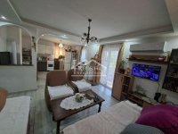Nekretnina: Zemun - Busije - 101m2+6ari ID#25715