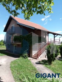Nekretnina: VOZDOVAC Krajiških brigada ID: 981021