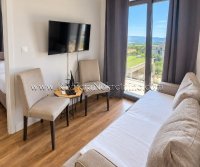 Nekretnina: Na prodaju dvosoban stan sa pogledom na more i bazenom Kavac Tivat
