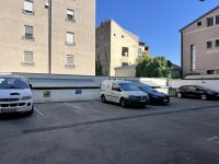 Nekretnina: Parking mesto, direktno sa ulice, odmah dostupno ID#4932