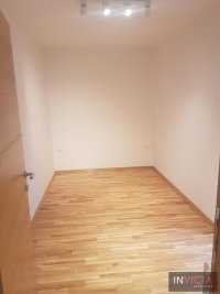 Nekretnina: Odličan renoviran dvosoban, Grbavica, Limanska pijaca