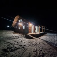 Nekretnina: Zlatibor, drvena kuca sa bazenom na prodaju 96 m2 na placu od 5,5 ari