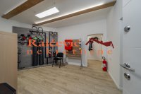 Nekretnina: STARI GRAD Brace Baruh ID: 92823