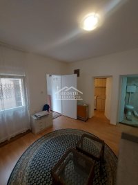 Nekretnina: Zvezdara - Đeram pijaca - 24m2+11m2 ID#25949