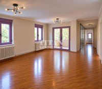 Nekretnina: prostran četvorosoban stan (125 m²) ima i garazno mesto ID#5801