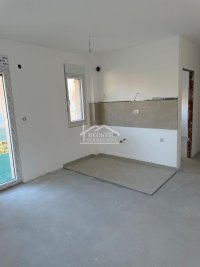 Nekretnina: Novogradnja - Ledine sa građ.dozvolom, Vila Mara ID#25998