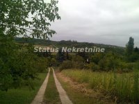 Nekretnina: Sremski Karlovci-Stražilovo-Visinska Vikendica u Rajskoj bašti-065/385 8880