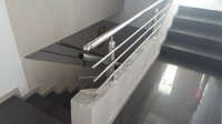 Nekretnina: Magacin u Lestanima od 1400 m2 sa kancelarijama