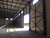 Nekretnina: Odlicna hala u blizini Dobanovacke petlje od 1700m2