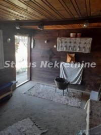 Nekretnina: Bukovac-Mala Rustična Vikendica na Placu od 2934 m2-065/385 8880