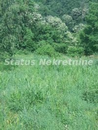 Nekretnina: Sremski Karlovci-Lep Građevinski Plac 989 m2 na Stražilovo gde priroda ljubi nebo-065/3858880