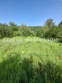 Nekretnina: Sremski Karlovci-Lep Građevinski Plac 989 m2 na Stražilovo gde priroda ljubi nebo-065/3858880