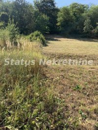 Nekretnina: Paragovo-Lep Plac u Građevinskoj zoni-065/3858880