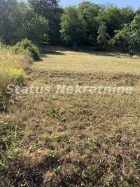 Nekretnina: Paragovo-Lep Plac u Građevinskoj zoni-065/385 8880