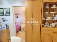 Nekretnina: Zemun polje, komforan dvoiposoban stan ID#8174