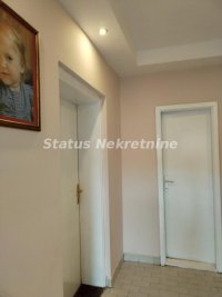 Nekretnina: Rakovac-Uknjižena Petosobna Porodična kuća 210 m2 u Pogodnom visinskom kraju-065/385 8880