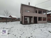 Nekretnina: Kuća 228 m² + Pk, 6 ari, Obrenovac, Barič – 130 000 € (NAMEŠTENA)