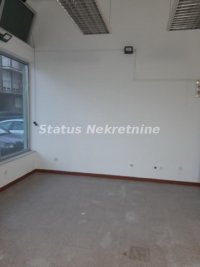 Nekretnina: Salajka-Uknjižen Ulični Lokal 36 m2 sa galerijom na Top Lokaciji-065/385 8880