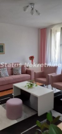 Nekretnina: Gospođinci-*NAŠA PREPORUKA*-Fantastičan Uknjižen Trosoban stan 83 m2 u centru mesta-065/385 8880