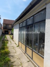 Nekretnina: Severni Telep-Uknjižene Dve kuće 216 m2 stara i Nova na Placu od 422 m2-065/385 8880