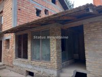 Nekretnina: Bačka Topola-nezavršena kuća u širem centru