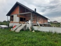Nekretnina: Futog-kvalitetna nezavršena kuća 160 m2 na Velikom Placu 1266 m2-065/385 8880