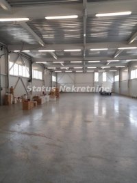 Nekretnina: Okolina Novog Sada-Useljiva Kvalitetna Hala 1200 m2+Mogućnost još 600 m2 -Zakup 3600e-065/385 8880